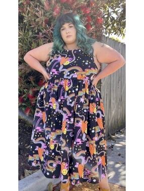 Nooworks Frida Midi Dress in Better Days print Sz Sm - Hippie Artist 90’s